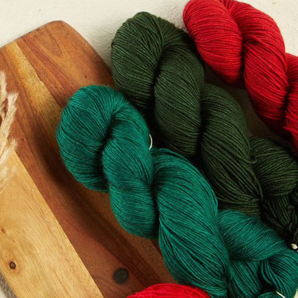 5 Projects to Create Bohemian Vibes with Hand-Dyed Yarns